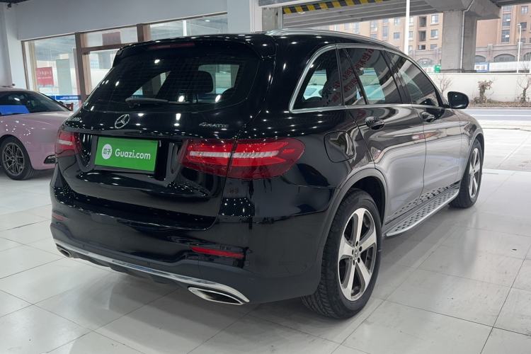 Used Mercedes-Benz GLC 2017 GLC 260 4MATIC Luxury Model
