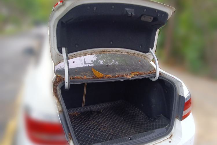 Used Buick GT 2013 GT 1.6L Manual Entry-Level Model Trunk