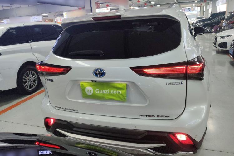 Used Toyota Highlander 2022 Dual-Engine 2.5L Four-Wheel Drive Supreme Edition 7-Seater Rear