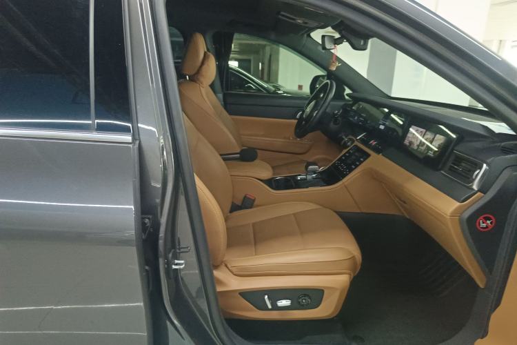 Used Li Auto ONE 2021 Extended-Range 6-Seater Version Right Front Seat