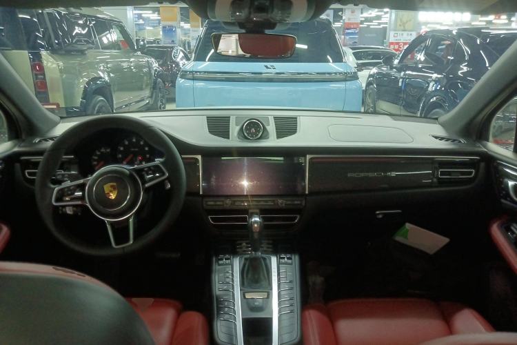 Used Porsche Macan 2021 Macan 2.0T