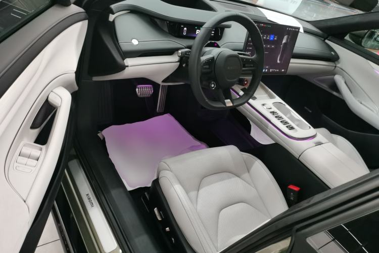 Used Xiaomi Auto SU7 2024 Four-Wheel Drive Ultra-Long Range Advanced Intelligent Driving Max Edition