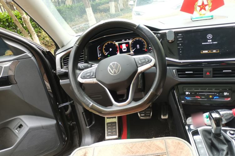 Used Volkswagen Tayron X 2020 330TSI Two-Wheel Drive Luxury Smart Connectivity Version Steering Wheel