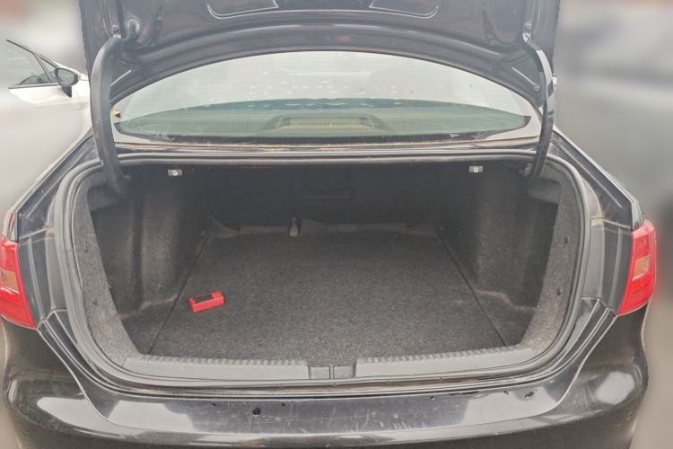 Used Volkswagen Sagitar 2014 1.6L Automatic Comfort Model Trunk