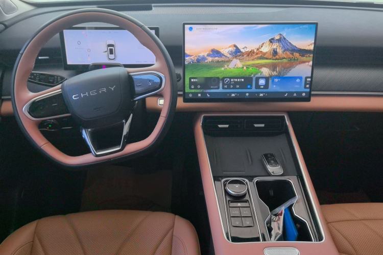 Used Chery Tiggo 8 L 2024 2.0T Two-Wheel Drive Prestige Version 5 Seats