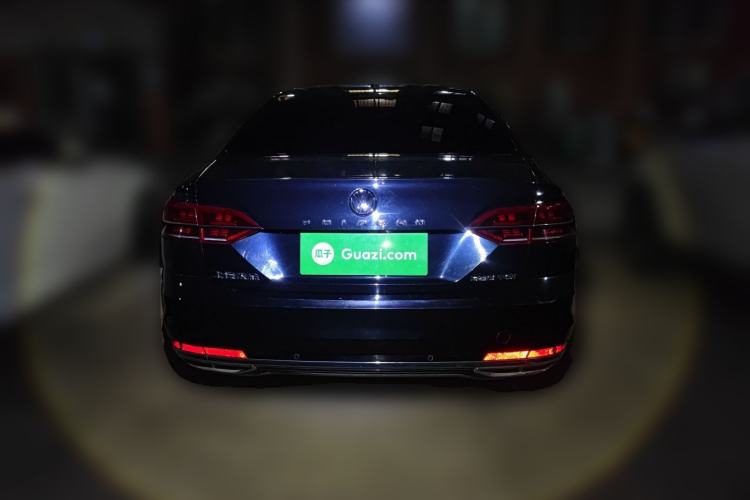 Used Volkswagen Phideon 2018 380TSI Two-Wheel Drive Business Edition Rear