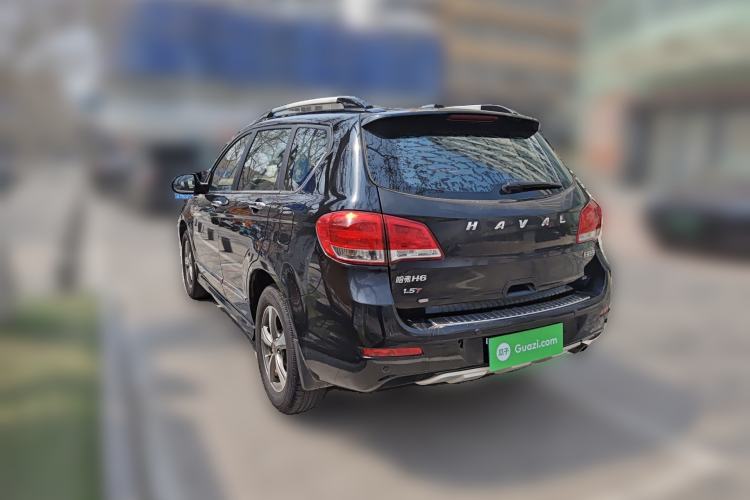 Used Haval H6 2015 Upgraded Model 1.5T Manual Two-Wheel Drive Elite Version
