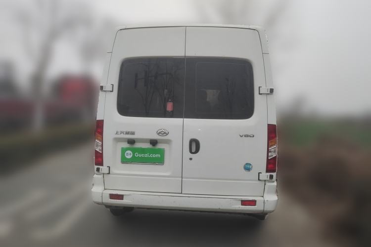 Used SAIC MAXUS Xintu V80 2021 2.0T Manual Classic Aoyuntong Short Wheelbase Ultra-Low Roof 5/6-Seater Rear