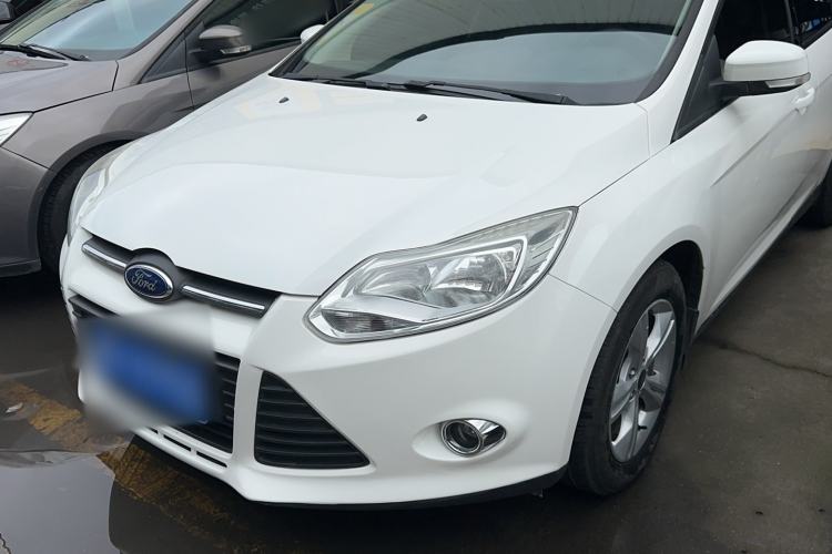 Used Ford Focus 2012 Sedan 1.6L Automatic Fashion Edition