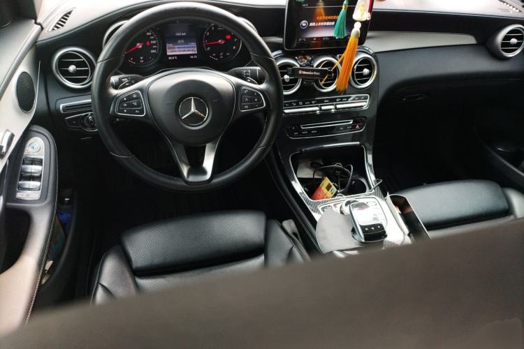 Used Mercedes-Benz GLC 2016 GLC 200 4MATIC Center Console