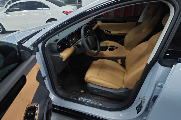 Used Leapmotor C01 2024 Pure Electric 525 Luxury Edition Left Front Seat