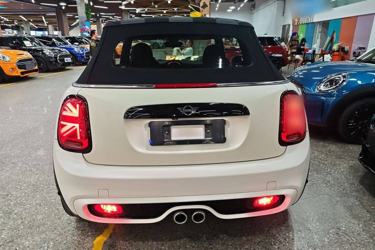 Used MINI MINI 2021 2.0T COOPER S CABRIO Sidewalk
