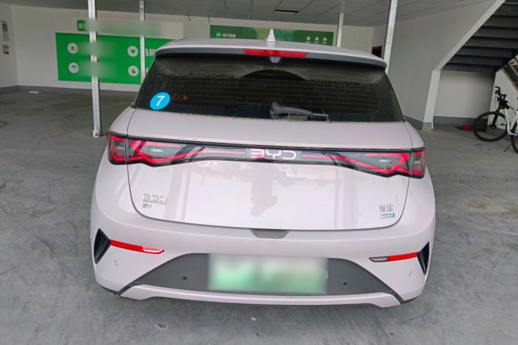 Used BYD Dolphin 2025 Intelligent Driving Version 410 km Fashion Edition
