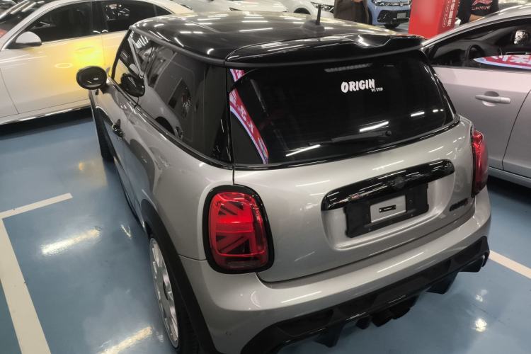 Used MINI 2023 Updated 2.0T COOPER S Racing Driver Exterior 2