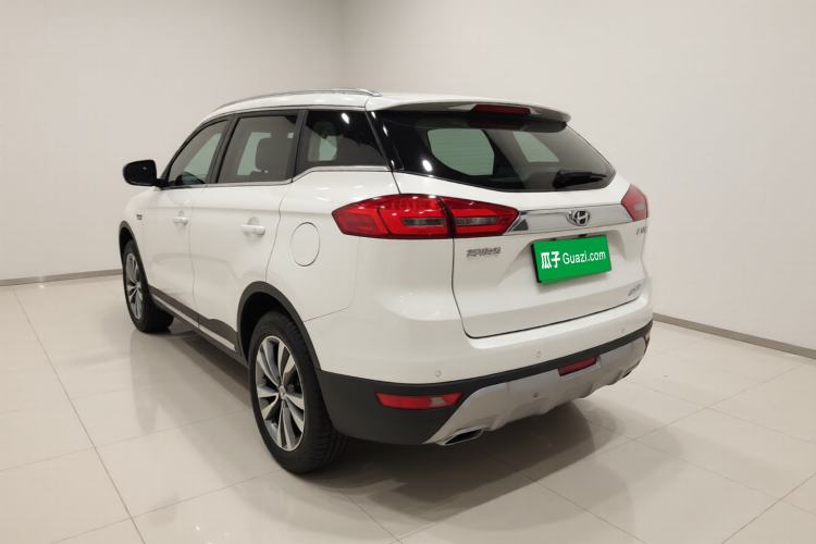 Used Geely Auto Emgrand X7 Sport 2016 2.0L Manual Smart Connect Version