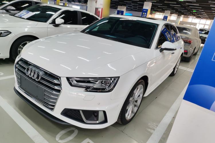 Used Audi A4L 2019 40 TFSI Fashion Version China V
