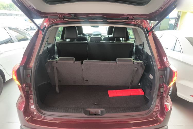 Used Toyota Highlander 2018 2.0T Four-Wheel Drive Luxury Edition 7 Seats China V Emission Standard
