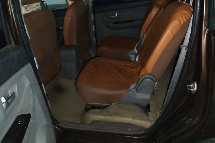 Used BAIC Weiwang M20 2014 1.5L Basic Version BJ415B Left Rear Seat