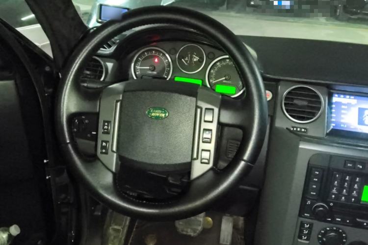 Used Land Rover Discovery 2005 4.0 SC V6 HSE Steering Wheel