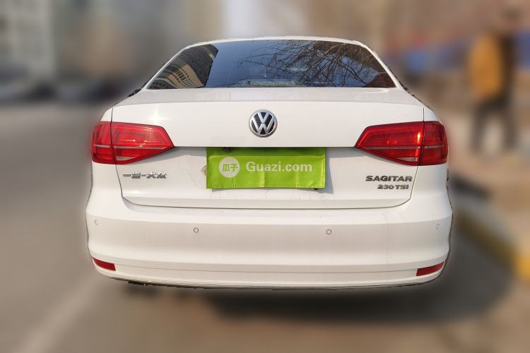 Used Volkswagen Sagitar 2015 230TSI Automatic Luxury Model