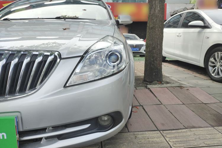 Used Buick Excelle 2013 1.5L Manual Classic Model Left Front Headlight