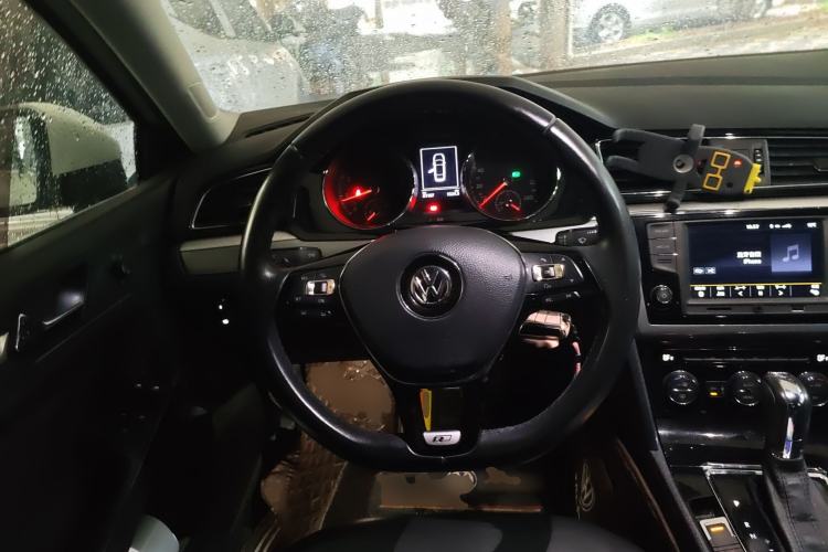 Used Volkswagen Lamando 2017 280TSI DSG Comfort Edition
