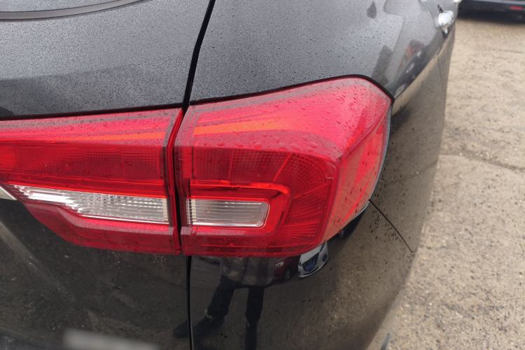 Used Haval M6 2019 1.5T Manual Two-Wheel Drive Elite Version China VI Standard
