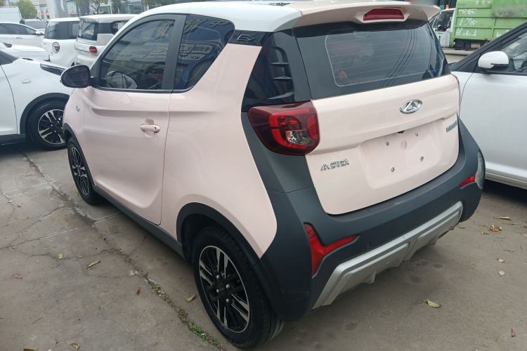 Used Chery QQ Little Ant 2022 Restyled Version Sweet Pink Edition Half-Sugar Version 28.8 kWh 30 kW 301 km Rear Left 45 Deg
