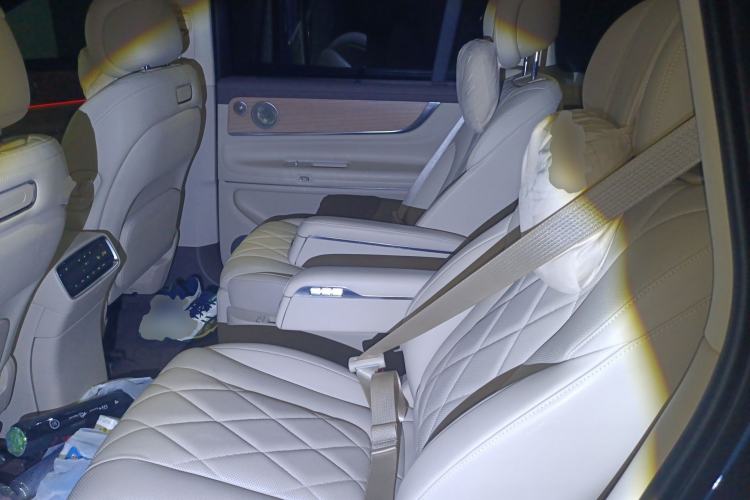 Used Hima AITO M9 2024 All-Electric Ultra Version 100 kWh 6-Seater Model
