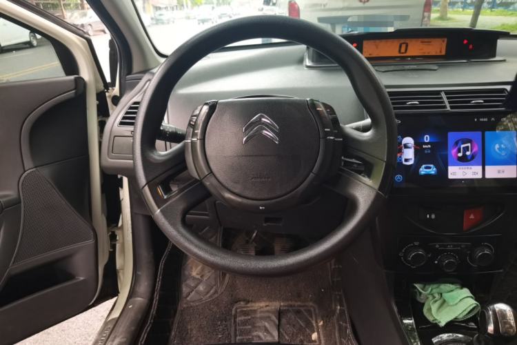 Used Citroen C-Quatre 2013 1.6L Manual Prestige CNG Model Steering Wheel