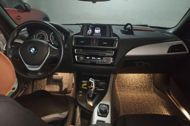 Used BMW 2 Series 2015 220i Convertible Coupe Leading Model
