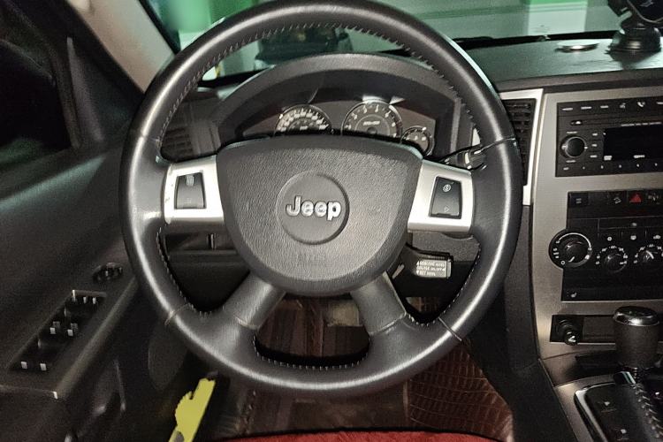 Used Jeep Grand Cherokee 2008 3.7L Steering Wheel