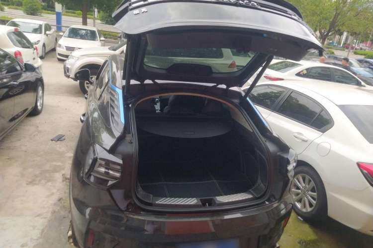 Used Lynk & Co 05 2020 2.0TD Two-Wheel Drive Shine Halo