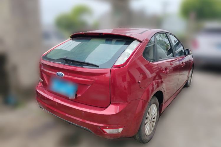 Used Ford Focus 2013 Hatchback Classic 1.8L Manual Fashion Edition Rear Right 45 Deg