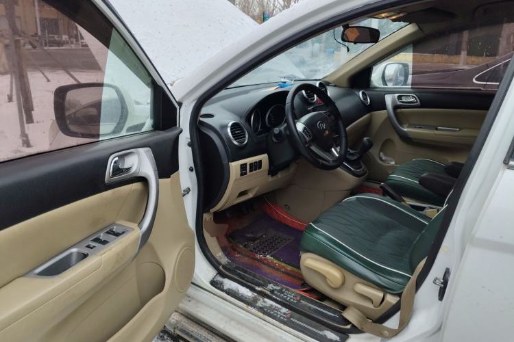 Used Haval H6 2011 2.0L Manual Two-Wheel Drive Elite Version