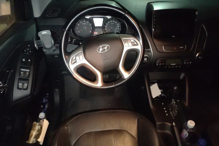 Used Hyundai ix35 2013 2.0L Automatic Two-Wheel Drive Smart GLS China V Standard