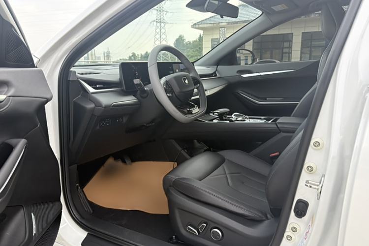 Used Changan Ruicheng PLUS 2023 1.5T DCT Navigation Edition
