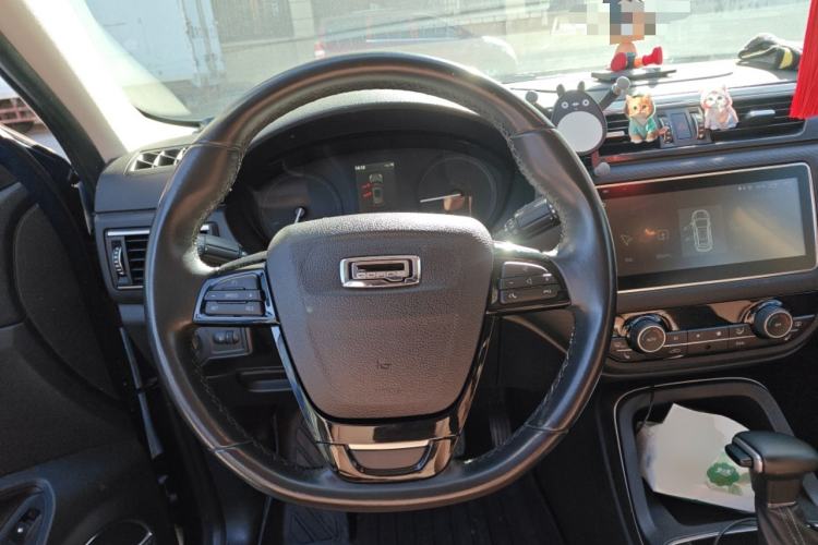 Used Qoros 5 2018 Revised Version 1.6T Automatic Flagship Edition
