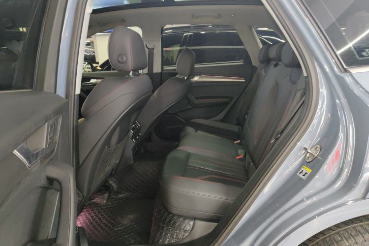 Used Audi Q5L 2022 40T RS Package Performance Model
