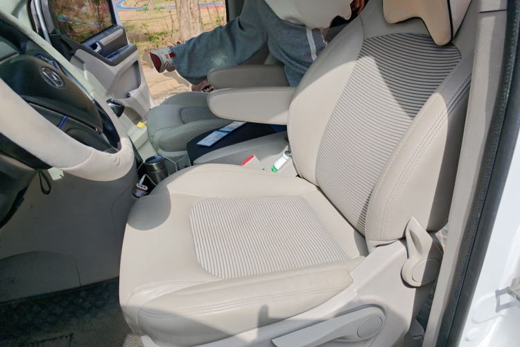 Used SAIC MAXUS G10 2018 PLUS 1.9T Manual Elite Edition Diesel
