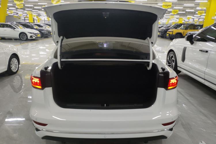 Used Geely Auto Emgrand 2025 4th Generation 1.5L CVT Flagship Version