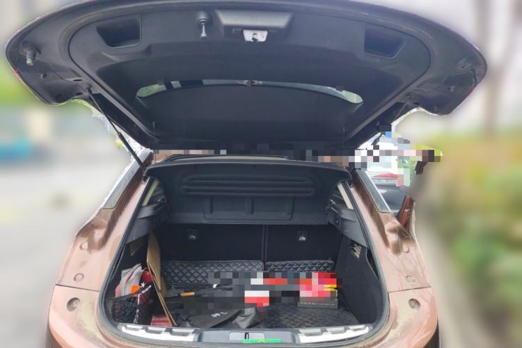 Used DS 6 2014 1.6T Luxury Edition THP160 Trunk