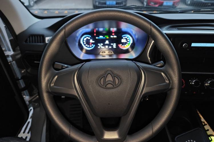 Used Chana Ruixing EM80 2025 Passenger Version Comfort Model 6 Seats 260 km Twin-Door Design 60 kW