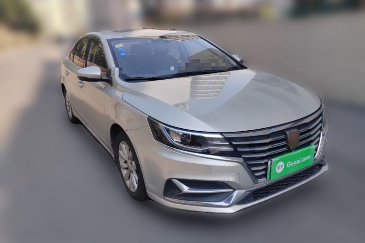 Used Roewe i6 New Energy 2017 45T Hybrid Connect & Smart Enjoyment Edition Front Right 45 Deg