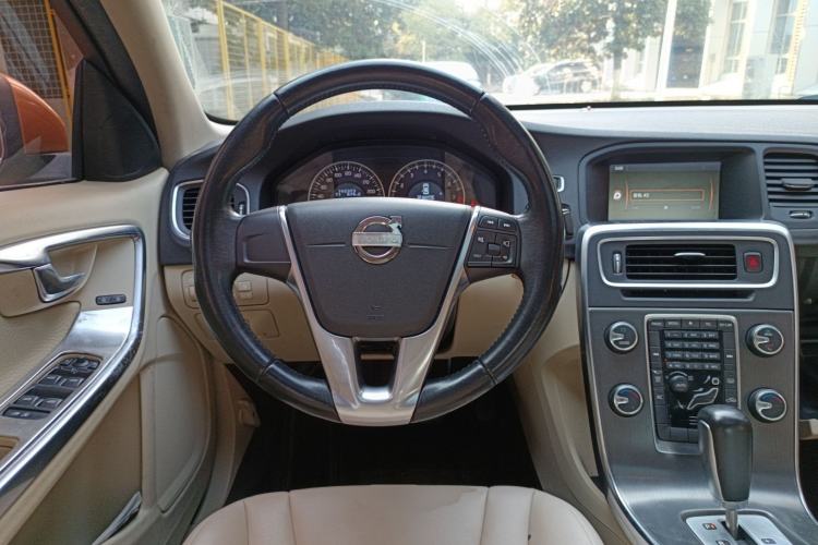 Used Volvo S60 2012 1.6T DRIVe Comfort Edition