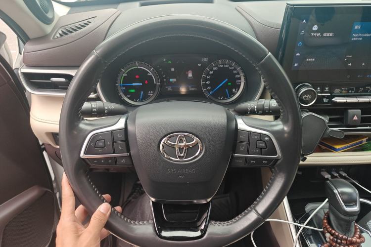 Used Toyota Highlander 2022 Dual-Engine 2.5L Four-Wheel Drive Prestige Version 7 Seats Steering Wheel
