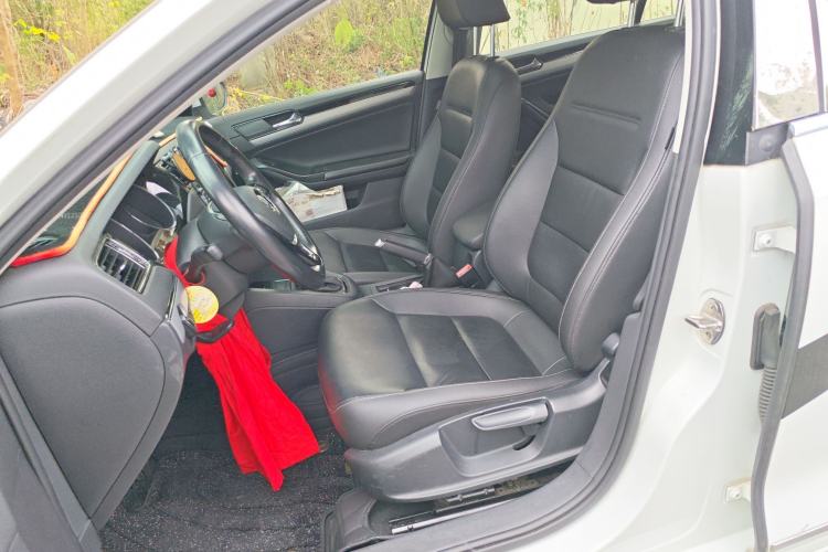 Used Volkswagen Sagitar 2018 280TSI DSG Ignite Edition Left Front Seat