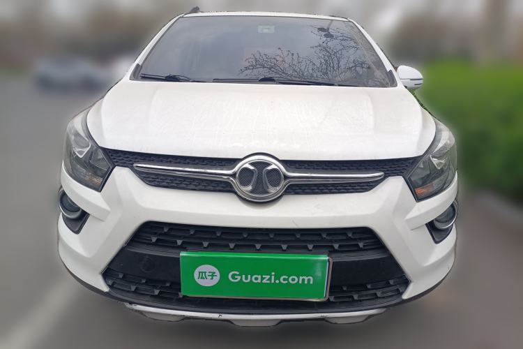 Used BAIC Senova X25 2015 1.5L Automatic Elite Model Front