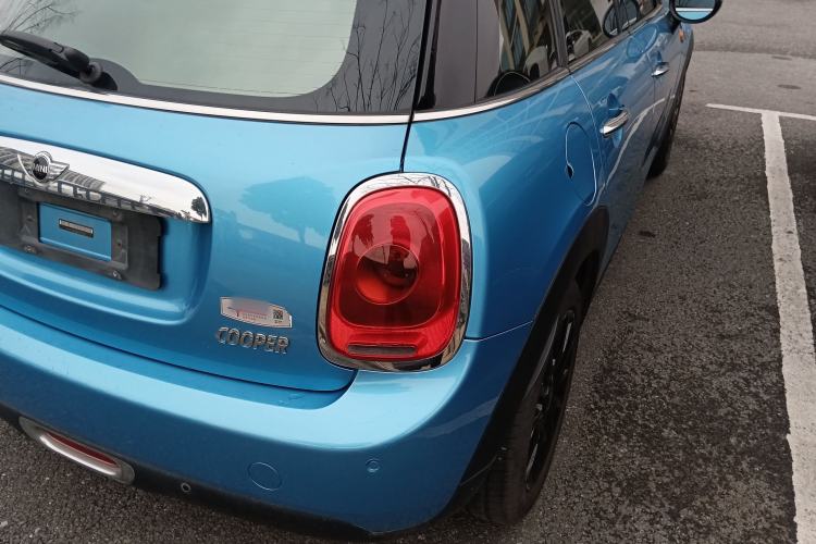 Used MINI MINI 2015 1.5T COOPER Fun Five-Door Edition
