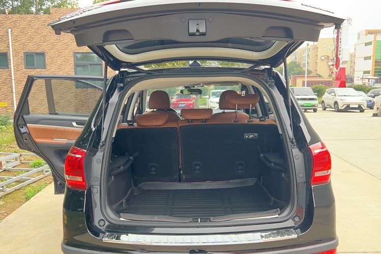 Used Haval H6 2015 Sport Edition 1.5T Automatic Two-Wheel Drive Luxury Model